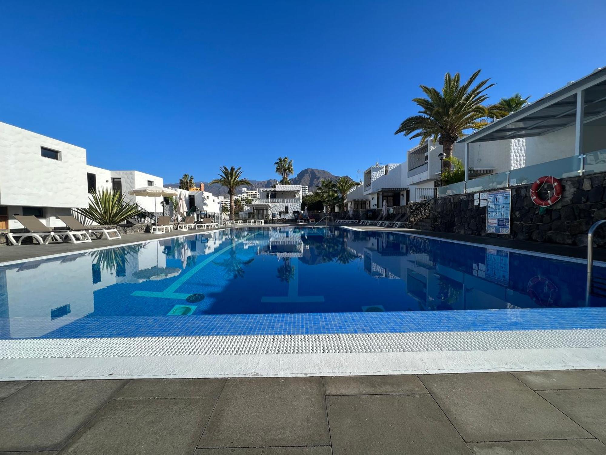 Apartamentos Bungamerica 273 - Costa Adeje Playa de las Americas (Tenerife) Exterior foto